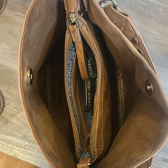 Steve Madden Greatest Bag Ever - Picture 4 of 10